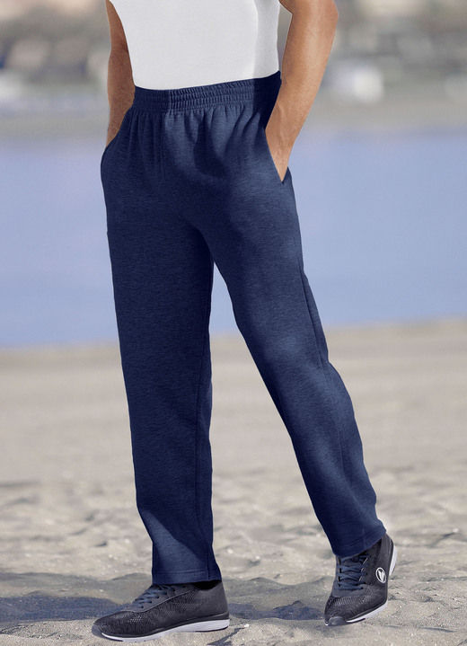 Sport- & Freizeitmode - Jogginghose aus reiner Baumwolle in 5 Farben Sport- & Freizeitmode - Jogginghose aus reiner Baumwolle in 5 Farben, in Größe 046 bis 058, in Farbe MARINE