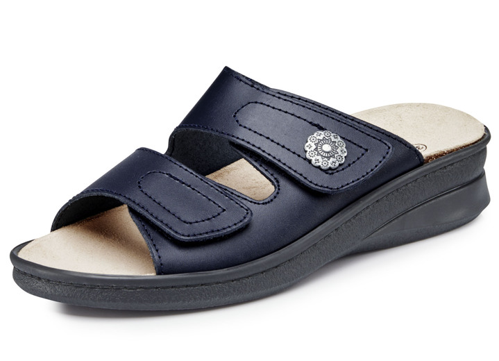 Komfortschuhe - Bequeme Pantoletten, mit herausnehmbarem Fussbett, in Größe 036 bis 042, in Farbe DUNKELBLAU Ansicht 1