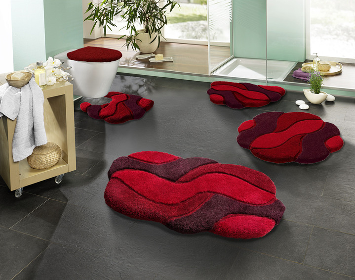 Badgarnituren - «Grund» Badgarnitur in verschiedenen Farben, in Größe 100 (Vorleger halbrund, 50/ 80 cm) bis 112 (Deckelbezug mit Kordel, 47/ 50 cm), in Farbe ROT Ansicht 1