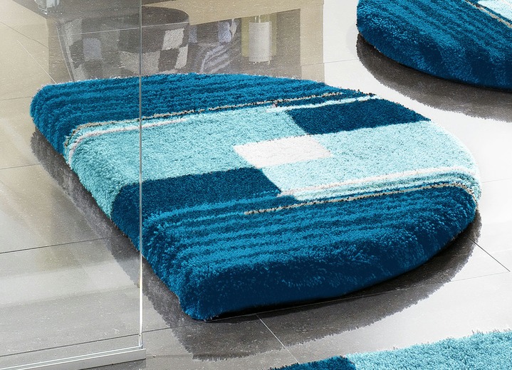 Badgarnituren - «GRUND» Badgarnitur in verschiedenen Farben, in Größe 100 (Vorleger halbrund, 50/ 80 cm) bis 112 (WC-Deckelbezug, 47/ 50 cm), in Farbe TÜRKIS Ansicht 1