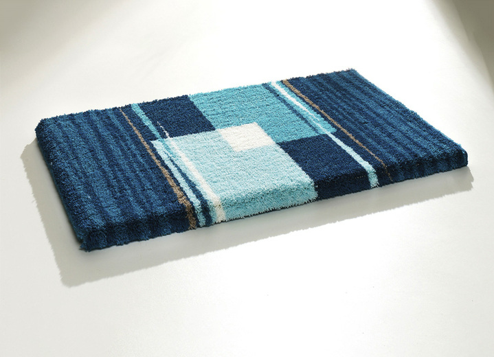 Badgarnituren - «GRUND» Badgarnitur in verschiedenen Farben, in Größe 100 (Vorleger halbrund, 50/ 80 cm) bis 112 (WC-Deckelbezug, 47/ 50 cm), in Farbe TÜRKIS Ansicht 1