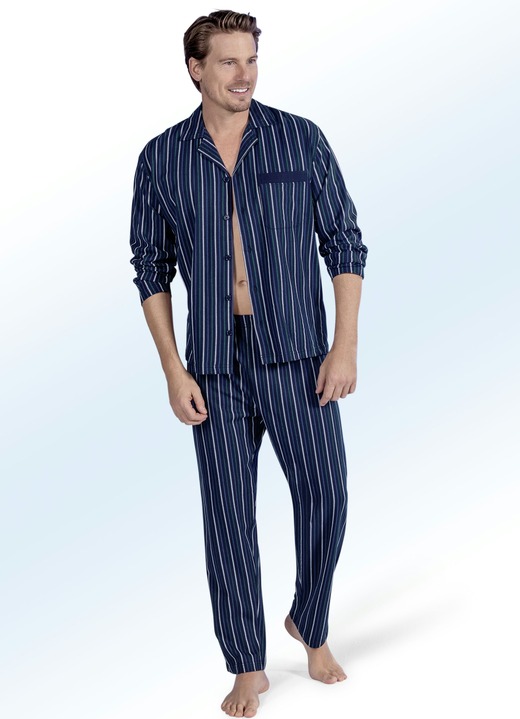 Nachtwäsche - Pyjama mit Streifendessin, Reverskragen, durchgehender Knopfleiste und Brusttasche, in Größe 048 bis 064, in Farbe TANNENGRÜN-INDIGO