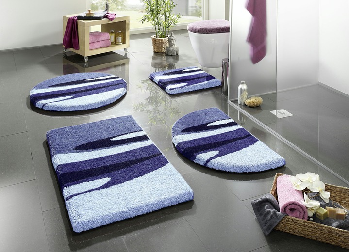 - «Grund» Badgarnitur in verschiedenen Farben, in Größe 100 (Vorleger halbrund, 50/ 80 cm) bis 112 (WC-Deckelbezug, 47/ 50 cm), in Farbe BLAU