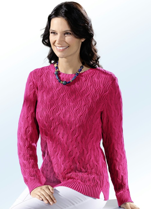 Pullover - Pullover mit Strukturdessin Pullover - Pullover mit Strukturdessin, in Größe 036 bis 050, in Farbe HIMBEERE