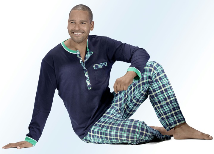 Nachtwäsche - Vorteilspack: Pyjama und Shorty mit langer Knopfleiste, Brusttasche und Karodessin, in Größe 046 bis 060, in Farbe MARINE-GRÜN Ansicht 1