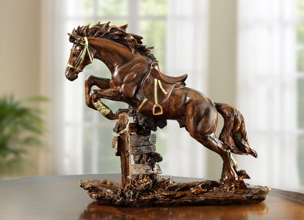Skulptur eines Pferdes aus hochwertigem Resin