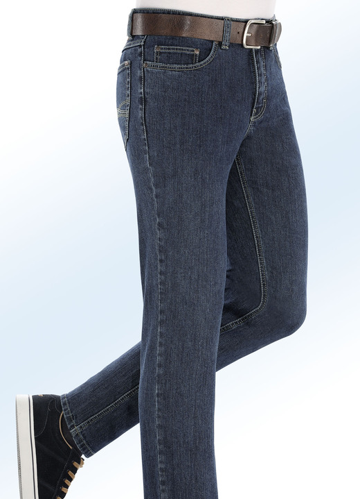 Hosen - «Paddock's»-Jeans in 4 Farben, in Größe 024 bis 064, in Farbe MITTELBLAU Ansicht 1