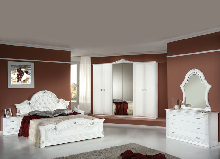 - Schlafzimmerprogramm mit lackierter Hochglanz-Oberfläche, in Farbe WEISS-SILBER, in Ausführung Bettanlage mit 2 Nachttischen Ansicht 1