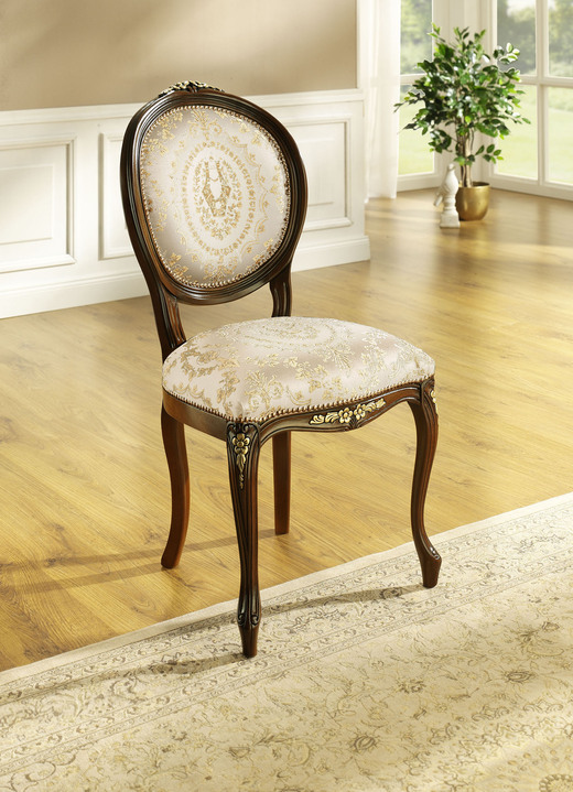Stilmöbel - Klassischer Stuhl mit schönen Schnitzereien, in Farbe NUSSBAUM-BEIGE Ansicht 1