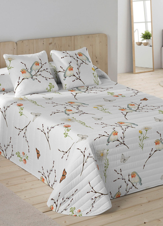 Traumhafte Tagesdecke mit Oberstoff aus 100% Baumwolle