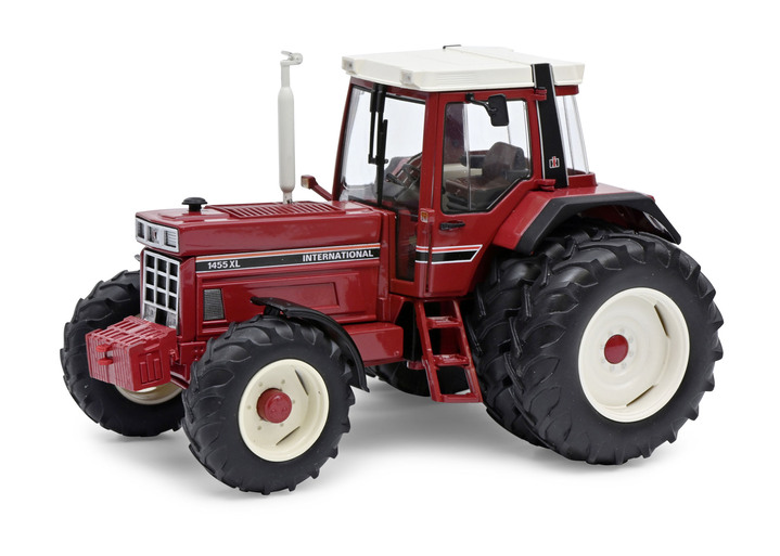 - International 1455 XL von Schuco, in Farbe ROT Ansicht 1