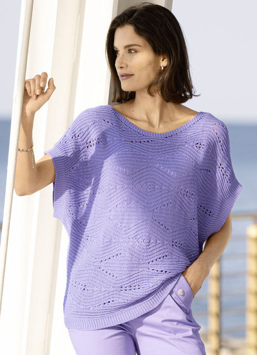 Pullover - Pulli in quergestricktem Dessin Pullover - Pulli in quergestricktem Dessin, in Größe L(44/46) bis XS(32/34), in Farbe FLIEDER