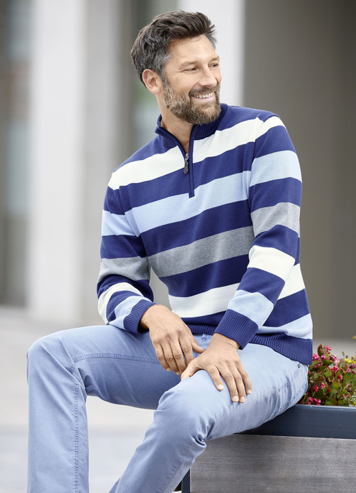 Hemden, Pullover & Shirts - Gestreifter Troyer mit kurzem Reissverschluss, in Größe 046 bis 062, in Farbe MARINE-BLEU-ECRU Ansicht 1