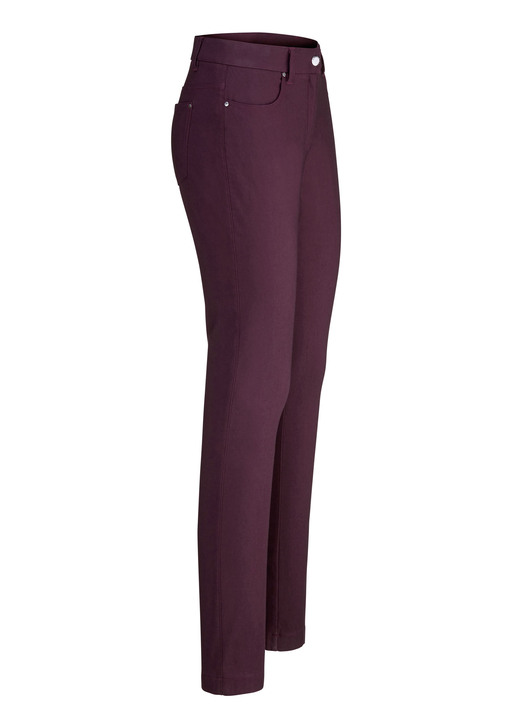 Damenmode - Hose in 4-Pocket Form, in Größe 017 bis 050, in Farbe BROMBEER Ansicht 1