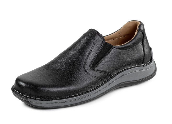 Slipper & Schnürschuhe - GINO GALANTE, klassische Herren-Slipper, mit herausnehmbarem Fussbett, in Größe 040 bis 046, in Farbe SCHWARZ Ansicht 1