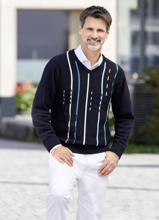 Hemden, Pullover & Shirts - V-Pullover mit Strukturdessin Hemden, Pullover & Shirts - V-Pullover mit Strukturdessin, in Größe 046 bis 062, in Farbe MARINE