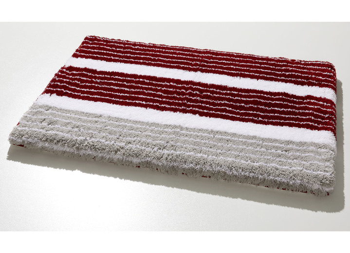 Badgarnituren - Badgarnitur in barfussweicher Qualität, in Größe 100 (Vorleger halbrund, 50/ 80 cm) bis 112 (WC-Deckelbezug, 47/ 50 cm), in Farbe ROT Ansicht 1