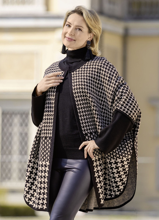 Jacken, Gilets & Sets - Poncho in offener Form, in Größe 1(36-42) bis 3(50-54), in Farbe SCHWARZ-CREME Ansicht 1