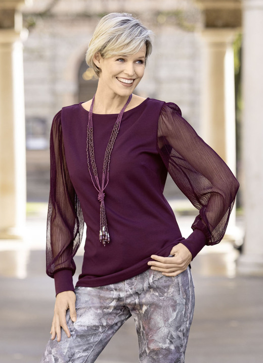 Shirts - Shirt mit langen, plissierten Chiffonärmeln Shirts - Shirt mit langen, plissierten Chiffonärmeln, in Größe 036 bis 052, in Farbe BORDEAUX