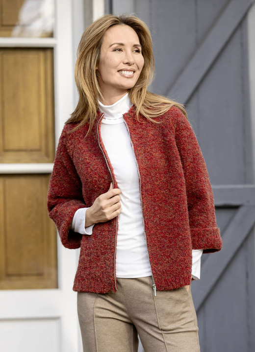 Jacken, Gilets & Sets - Strickjacke aus Bouclégarn, in Größe L(44/46) bis XXL(52/54), in Farbe ROT MELIERT Ansicht 1