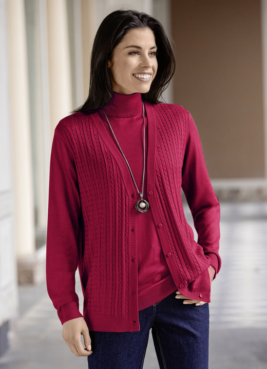 Jacken, Gilets & Sets - Strickjacke mit Zöpfchenstruktur Jacken, Gilets & Sets - Strickjacke mit Zöpfchenstruktur, in Größe 036 bis 052, in Farbe ROT