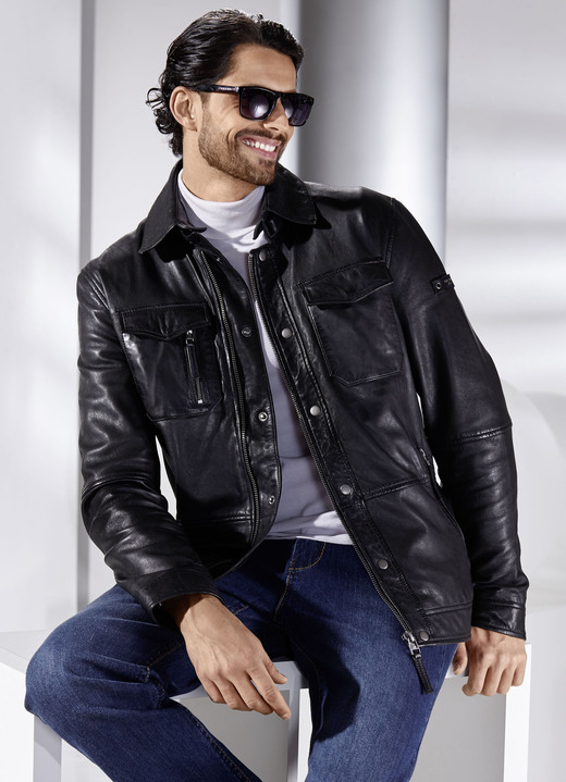 Ledermode - Lederkurzjacke von «Cabrini» Ledermode - Lederkurzjacke von «Cabrini», in Größe 048 bis 060, in Farbe ANTIK SCHWARZ