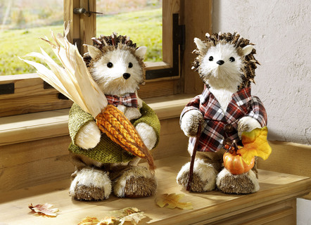 Bast-Igel aus Bast, Naturzapfen und Holz