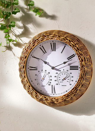 Aussenwanduhr aus wetterfestem Polyresin