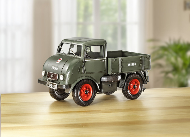 - Unimog 401, in Farbe GRÜN