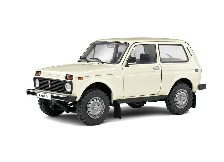 - Solido Lada Niva, 1980, in Farbe WEISS