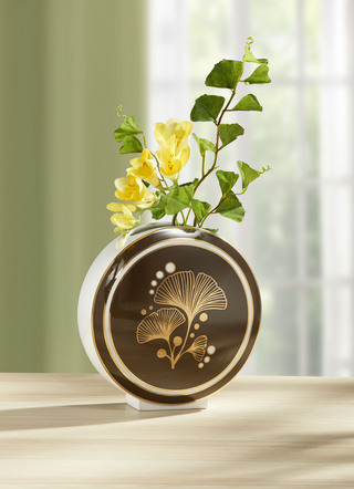 Goebel Vase mit Ginkgo-Dessin