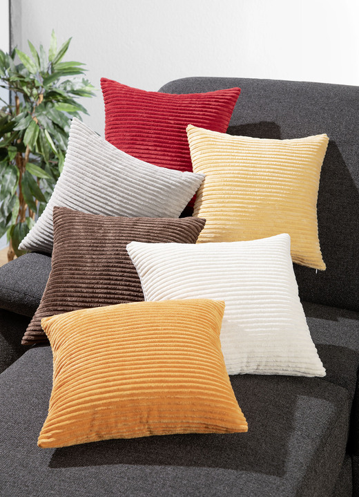 Kissenbezüge - Weicher Kissenbezug mit Reissverschuss, in Größe 105 (40x40 cm) bis 110 (50x50 cm), in Farbe CREME Ansicht 1