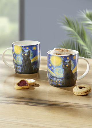 Henkelbecher mit Van Gogh-inspiriertem Hintergrund