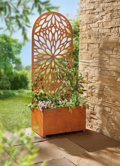 Pflanzkasten mit Spalier 