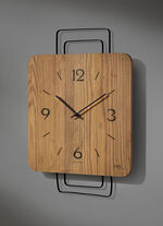 Wanduhr mit Holzgehäuse aus dem Hause AMS EICHE