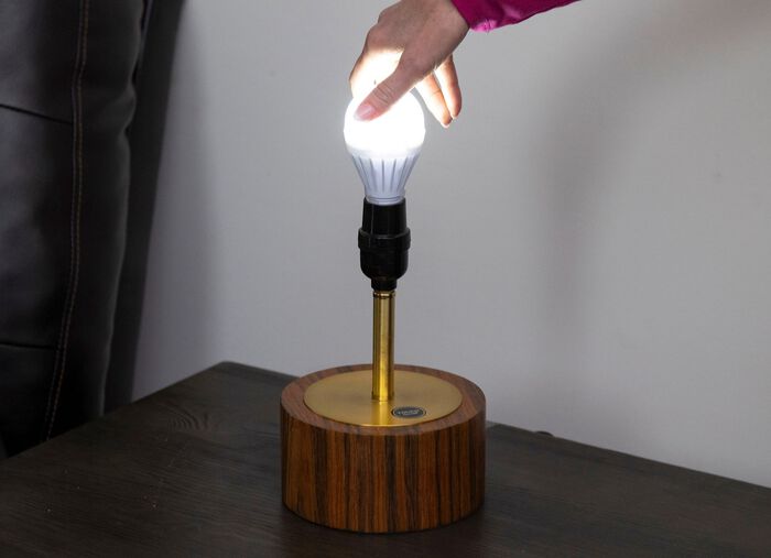 Kabellose LED-Lampe 