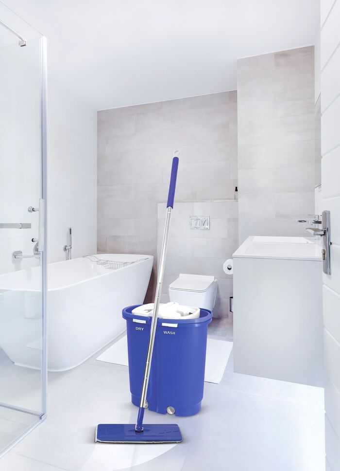 Bodenwisch-System mit integrierter Auswringfunktion von livington, in 2 Varianten 