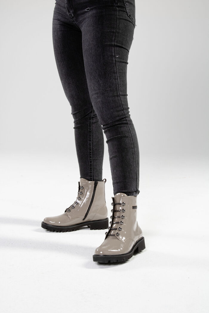 Remonte Stiefelette mit trendigen Zierketten in Schnür-Optik TAUPE