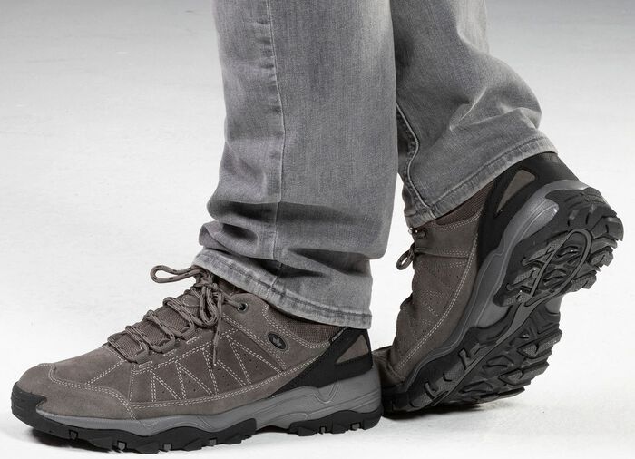 Atmungsaktive Herren-Schn&uuml;rschuhe, mit herausnehmbarem Fussbett 