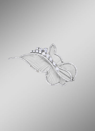 Filigrane Anstecknadel Schmetterling mit synth. Zirkonia 