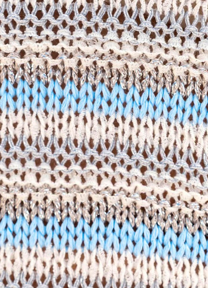 Pullover aus edlem Bändchengarn 