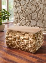 Sitztruhe aus Naturfaser in raffinierter Flechtart 