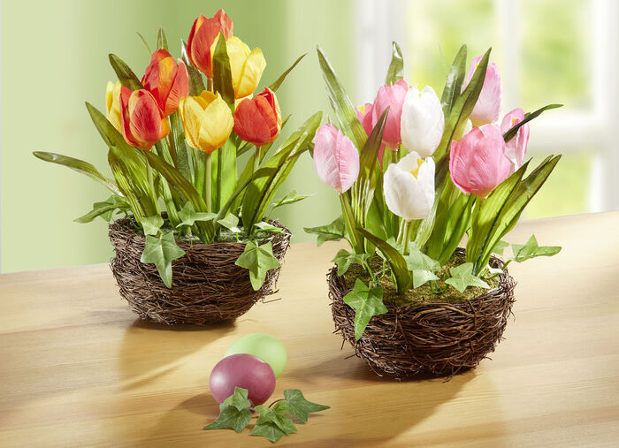 Tulpen im Weidekorb, 