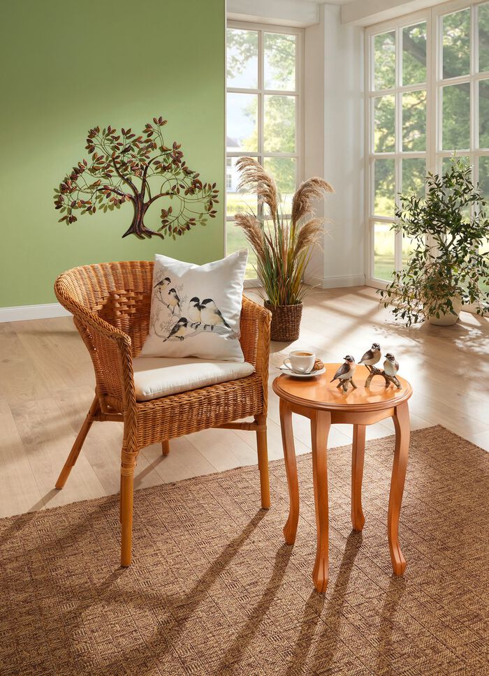 Teilmassiver Beistelltisch 