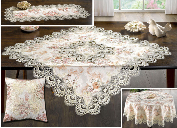 Edle Tischdekoration aus Jacquard mit Makrameespitze 