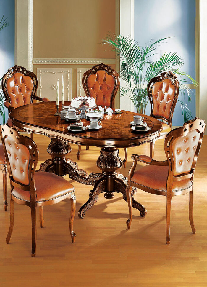 Esszimmer-Stühle und Sessel mit Lederbezug 