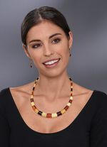 Halskette mit echt Bernstein im Verlauf 