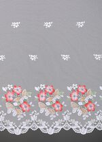 Kurzvorhang mit Stangendurchzug 