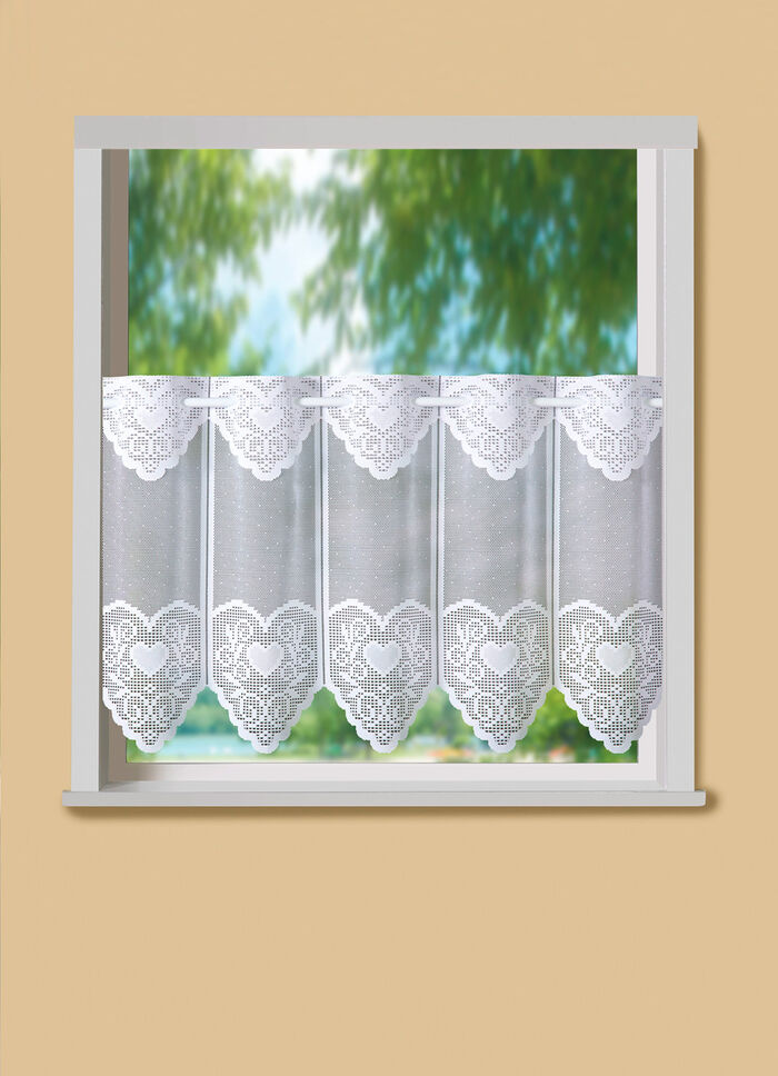 Lichtdurchlässiger Kurzstore mit Herzchen-Motiven 