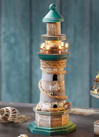 Beleuchteter Leuchtturm 